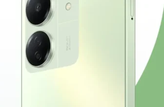 Câmera principal de 50MP do Redmi 13c que capta as fotos com inteligência artificial, destacando detalhes vibrantes e processamento automático de imagem.