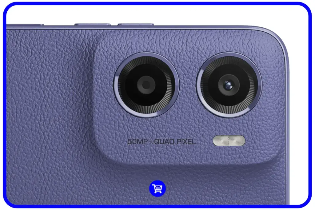 Moto G05 ou Galaxy A06? Qual Celular de 600 reais Comprar? 8 Parte traseira do Moto G05 em couro ecológico violeta mostrando câmera principal de 50MP