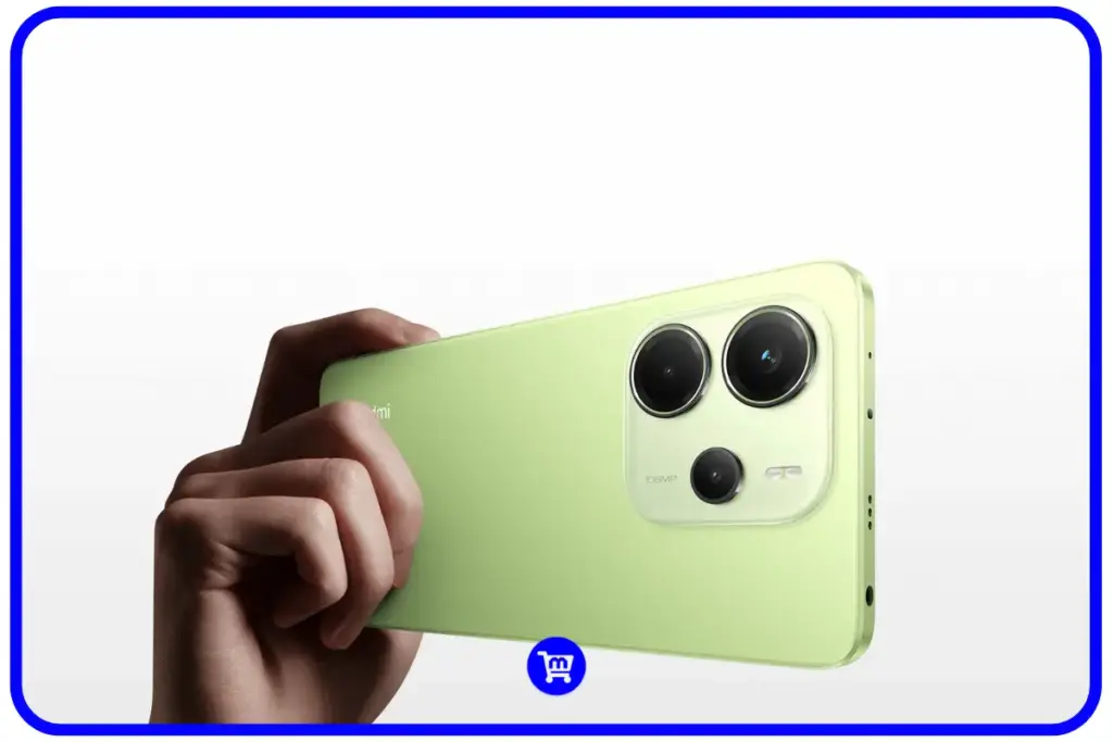 Texto alternativo: Smartphone Redmi Note 14 4G na cor verde lima sendo segurado, destacando o módulo de câmeras traseiras com sensor principal de 108 MP