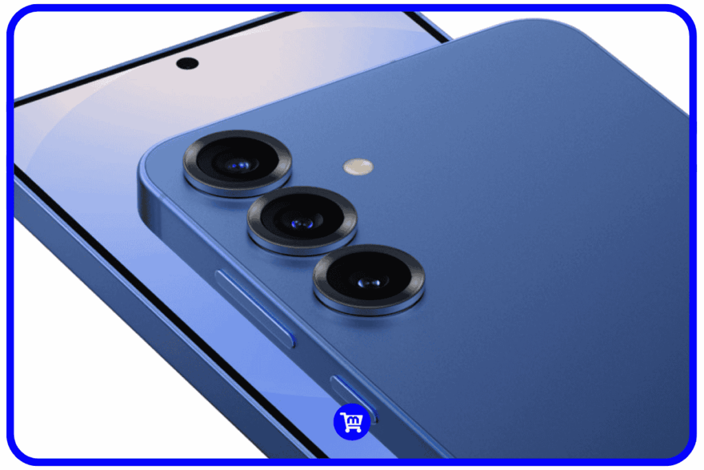 Galaxy S25 Plus Vale a Pena em 2026? Análise da Ficha Técnica 7 Detalhe do sistema de câmera tripla do Samsung Galaxy S25 Plus na cor Azul-marinho com lentes de 50MP, 12MP e 10MP