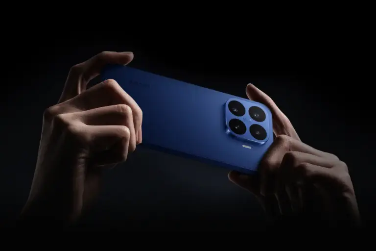 Câmeras do Xiaomi 17T Pro em destaque: módulo Leica com quatro lentes na versão azul
