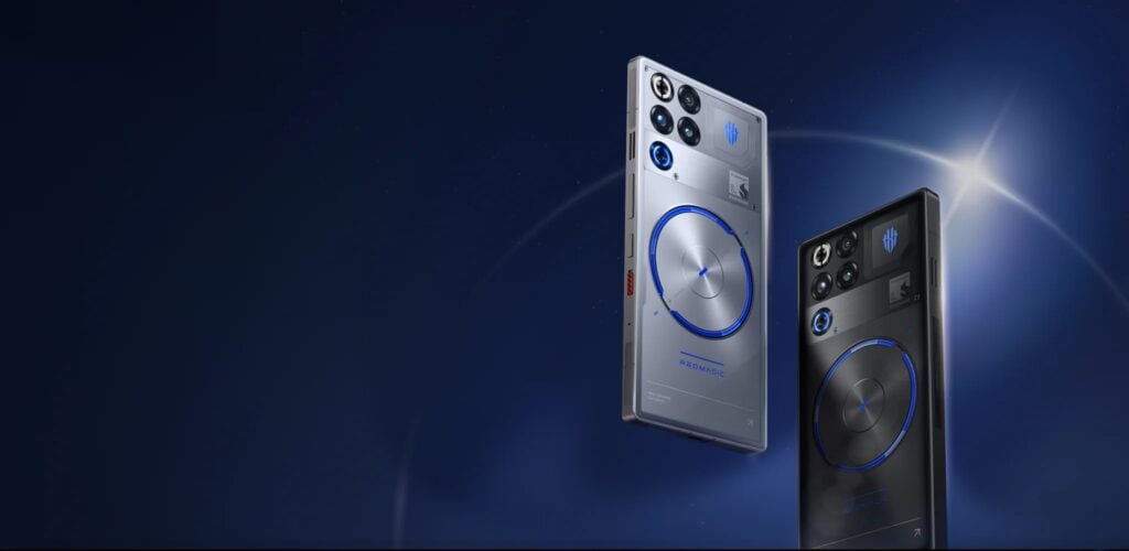 Autonomia no topo: os smartphones com as baterias mais duradouras à venda no Brasil 13 RedMagic 11S Pro nas cores Subzero e Nightfreeze com traseira transparente