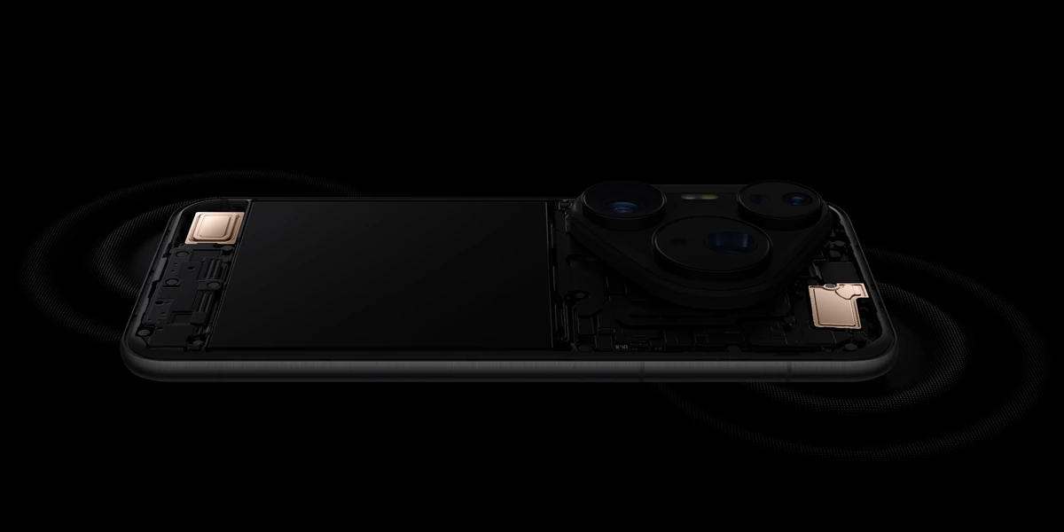 Huawei Pura 80 Ultra Vale a Pena em 2026? Análise do Líder do DXOMARK 6 Vista interna do Huawei Pura 80 Ultra, com a placa, o sistema de dissipação e o módulo de câmeras