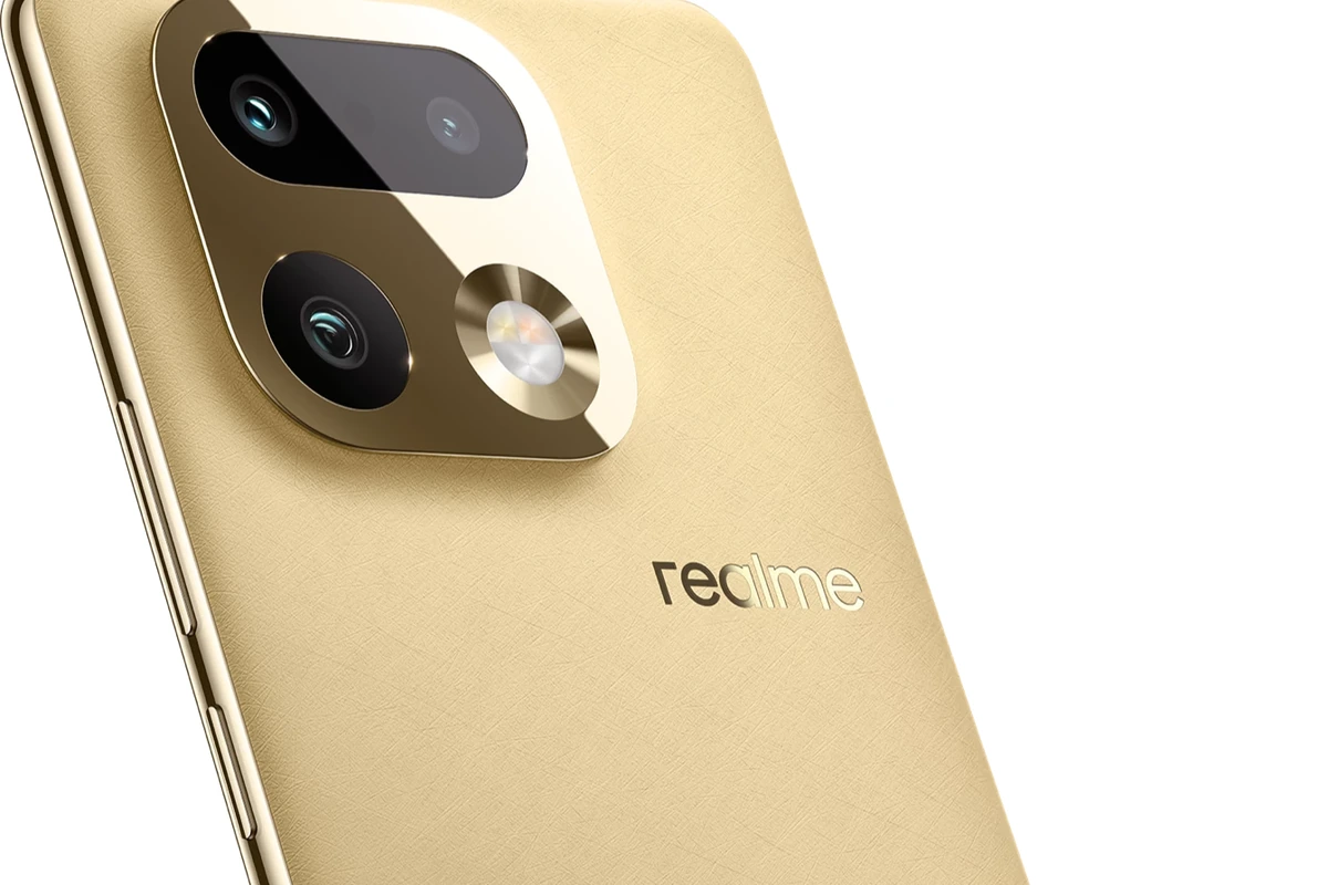 Realme 16 Pro Plus é Bom? Análise Completa do Celular de 200 MP e 7.000 mAh 7 Módulo de câmera do Realme 16 Pro Plus dourado com sensor principal de 200 MP e teleobjetiva