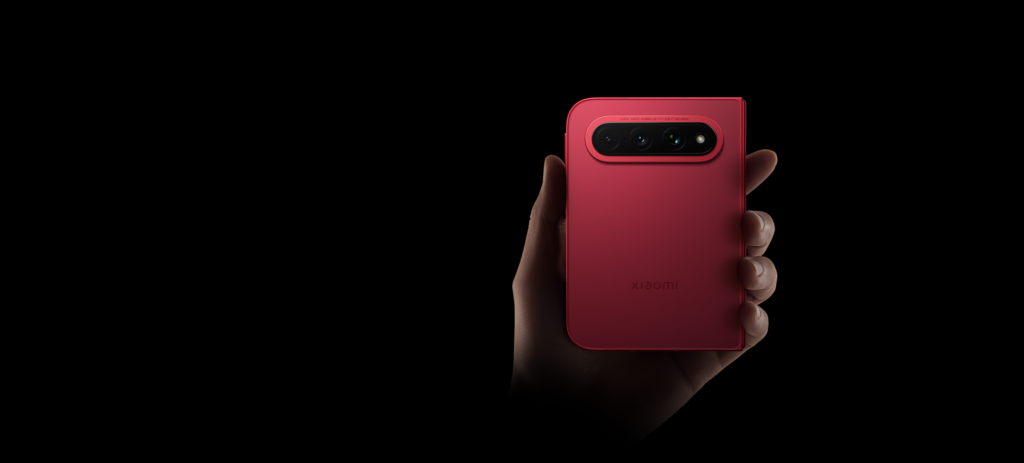 Xiaomi 18 Fold estreia como concorrente do iPhone Duo e Galaxy Z Fold 8; confira 2 Câmeras traseiras do Xiaomi 18 Fold sendo exibidas